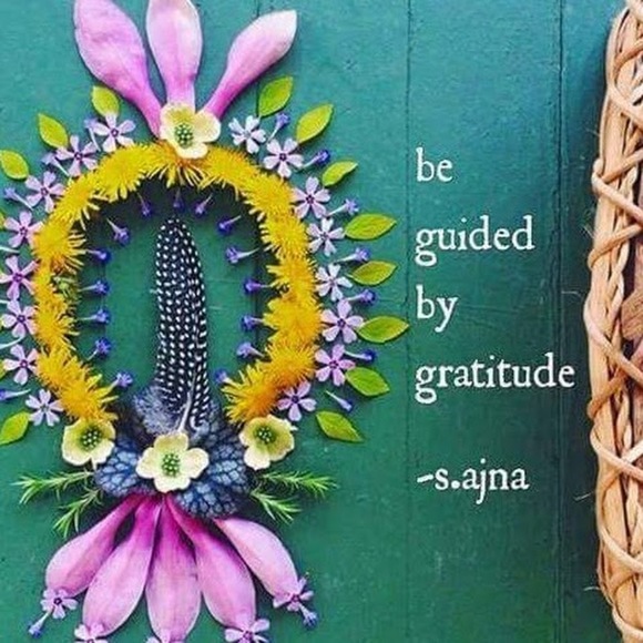 Meet your Posher, Yadira - Picture 1 of 1